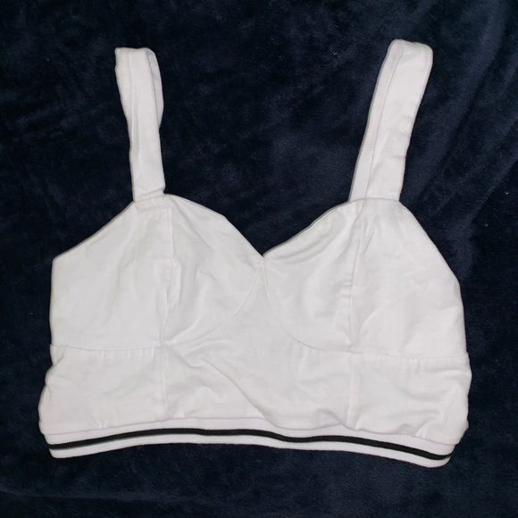 Sporty Bralette - Picture 1 of 1